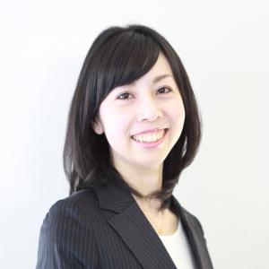 申請取次行政書士 入谷桃世